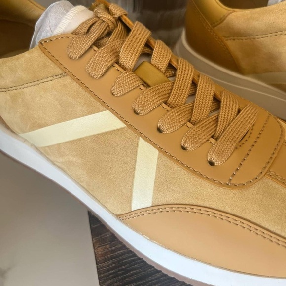 EUC Vince Ohara Women's in Butterscotch and White Trainers Size 10 - Picture 5 of 8